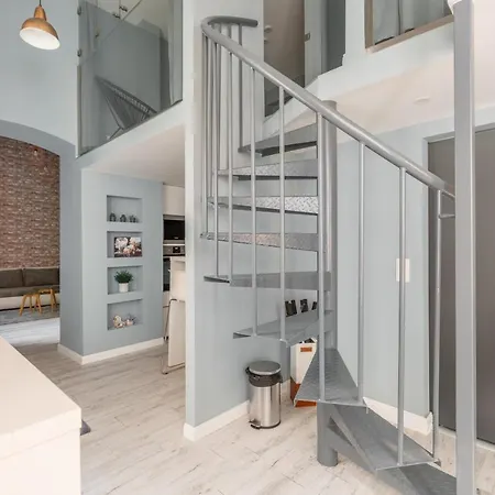 Ny18 Nyar Apartamento *