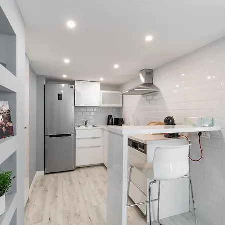 Ny18 Nyar * بودابست