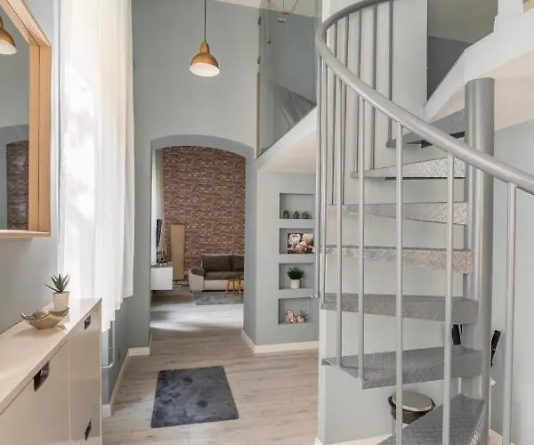 Ny18 Nyar Апартаменты